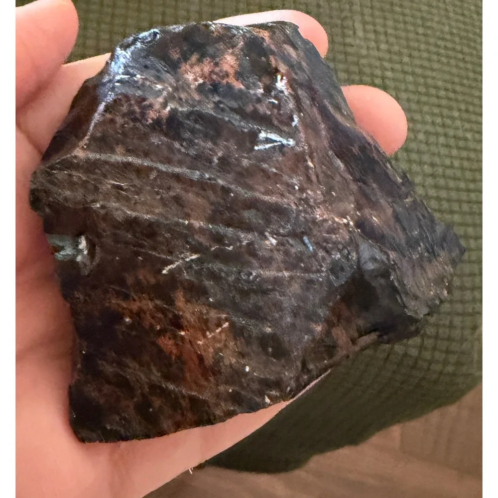 Mahogany Obsidian Raw Stone Unisex OS Black Red Excellent Volcanic Slab